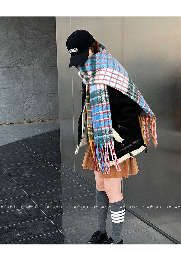 彩虹格子流苏围巾女生冬季2022新款韩版百搭保暖围脖披肩两用加厚详情3