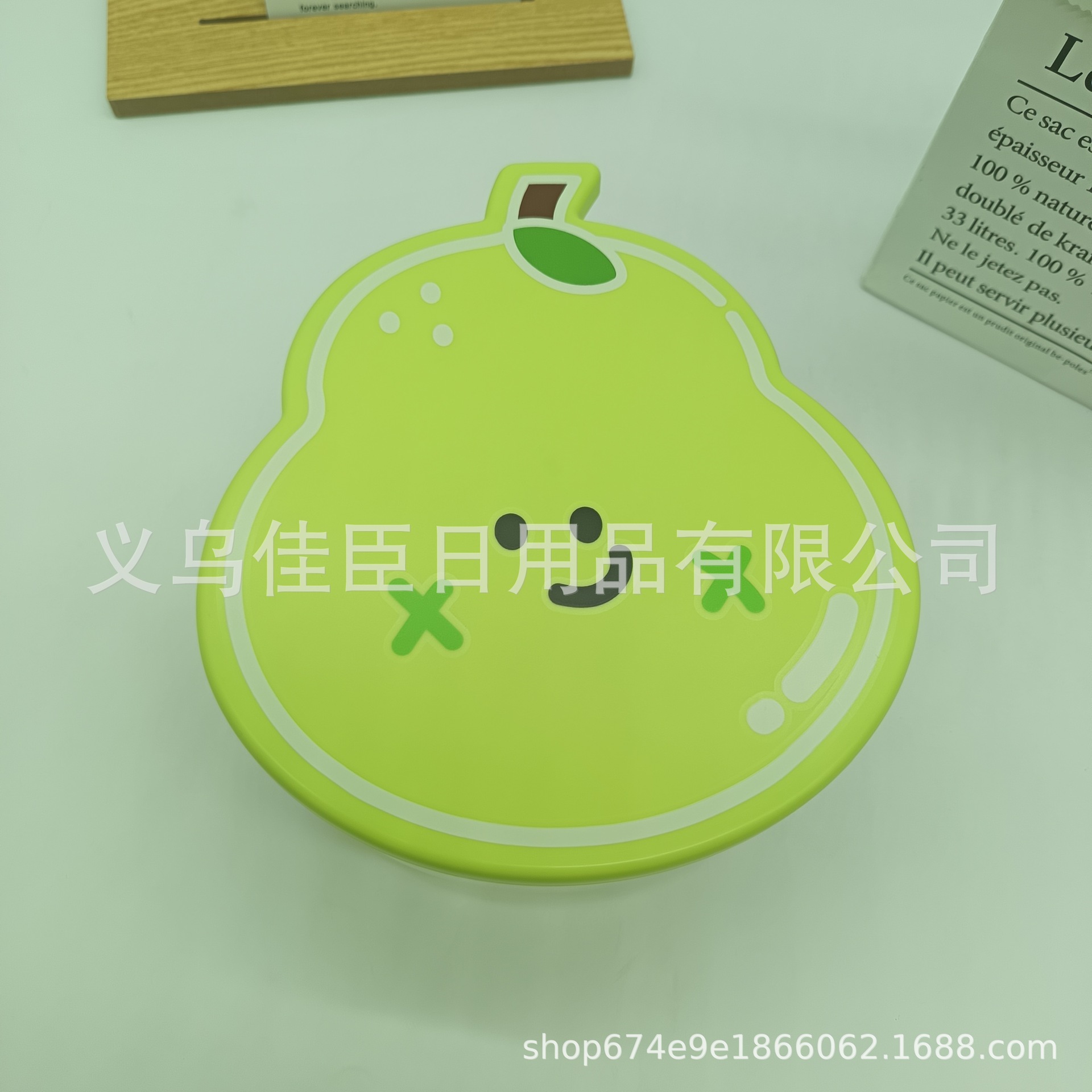 Cross-border best-selling fresh-keeping box, family lunch box, cute pear shaped lunch box, high appearance level, storage bowl, bag lid, refrigerator storage Specification drawing