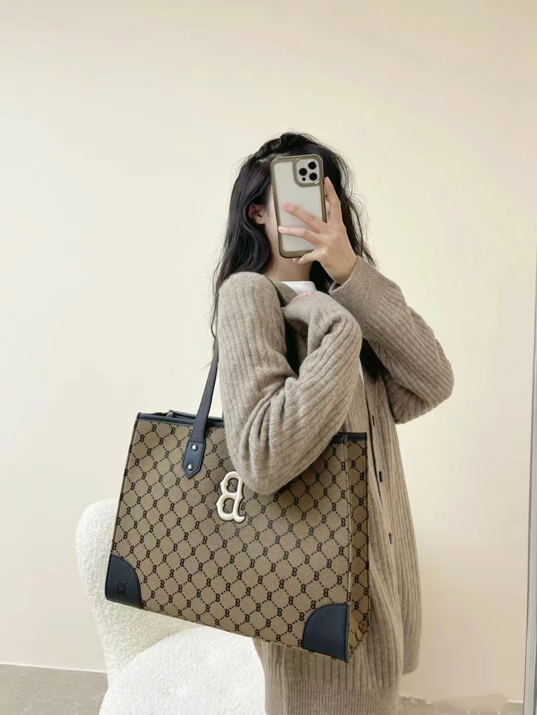 MLB retro monogram tote bag for Women 2023 New NY embroidery, fashionable and versatile for commuting, shoulder bag details Picture