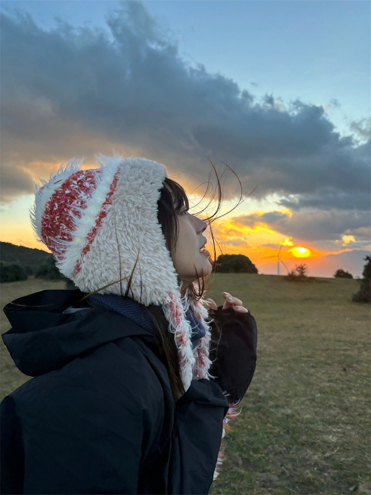 Striped Knitted Splicing Ethnic Style Woolen Hat Women's Autumn And Winter Thick Warm Ear Protection Hat Sleeve Color Contrast Face Small Application Scenario