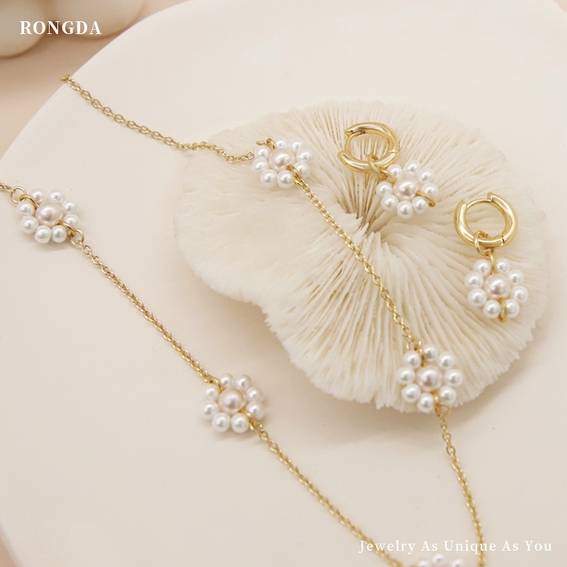 Korean version fresh and sweet earring set woven pearl earrings Female 2022 new summer clavicle chain necklace accessories details Picture