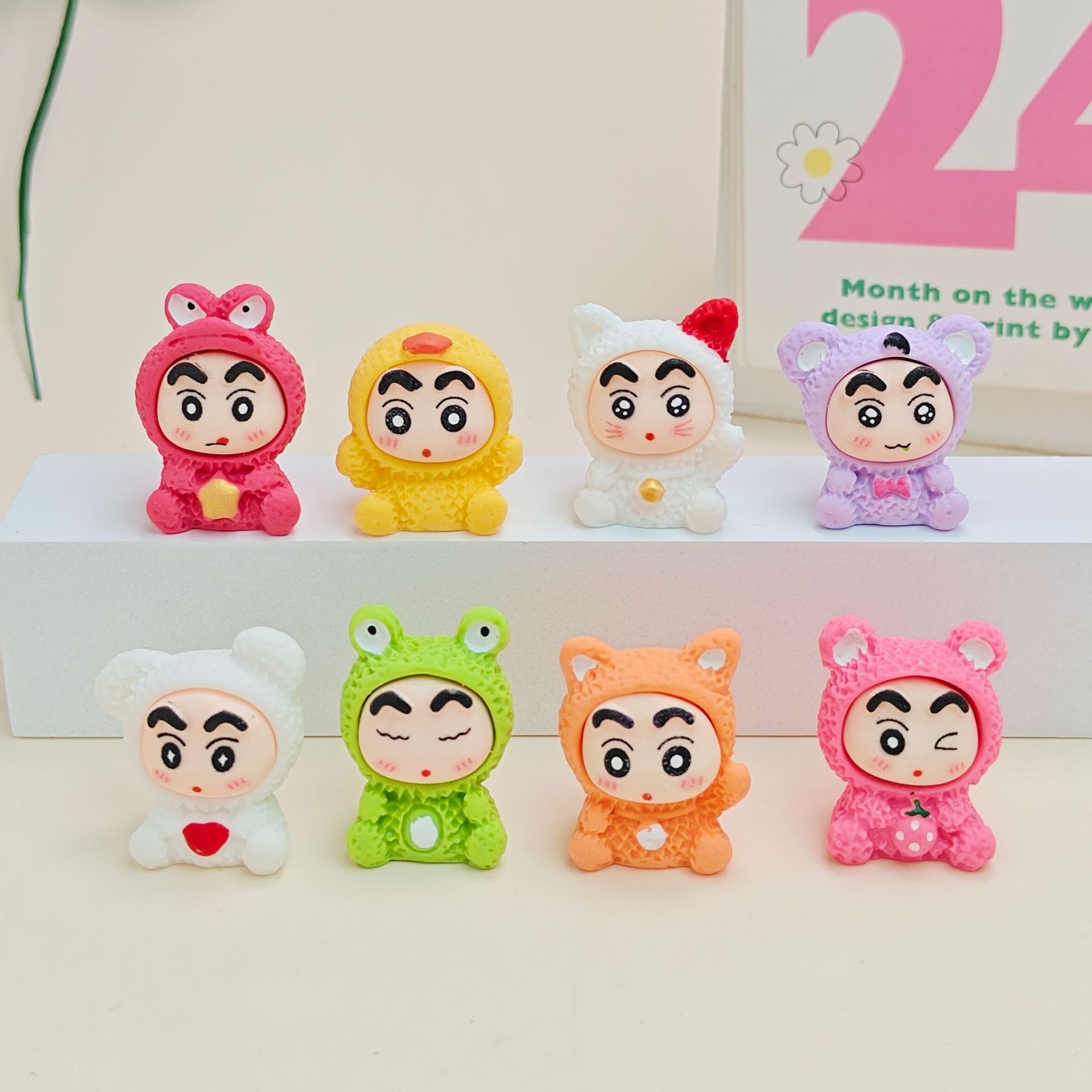 Medium-sized animal, diy accessories, resin parts, micro-landscape ornaments, blind bags, gifts, keychains, pendants Specification image