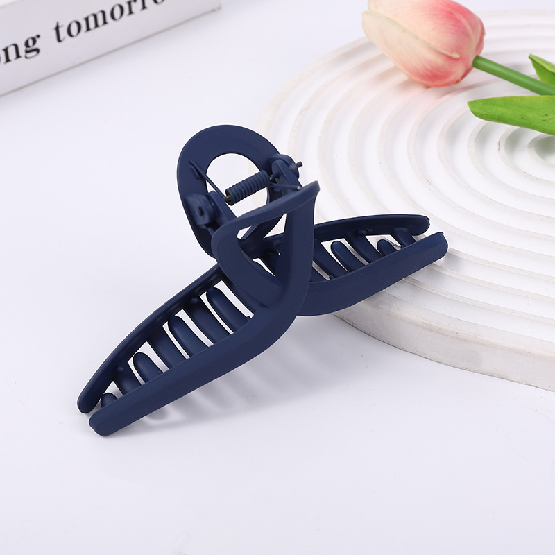 Black Shark Clip Female Cute Hair Clip Hair Quantity Large Hair Grab Back Of Head Pan Hair Clip Fascinator Grab Clip Application Scenario