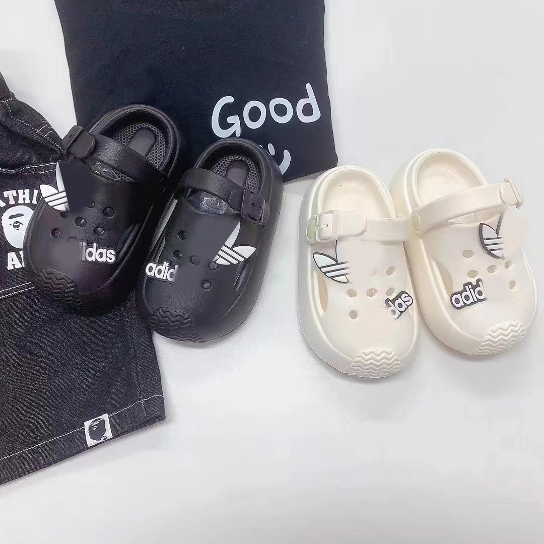 Cross-border [LOGO customization Service] Anti-slip soft-soled children's slippers with a feeling of stepping on feces, suitable for both indoor and outdoor use by boys and girls. Baby sandals details Picture