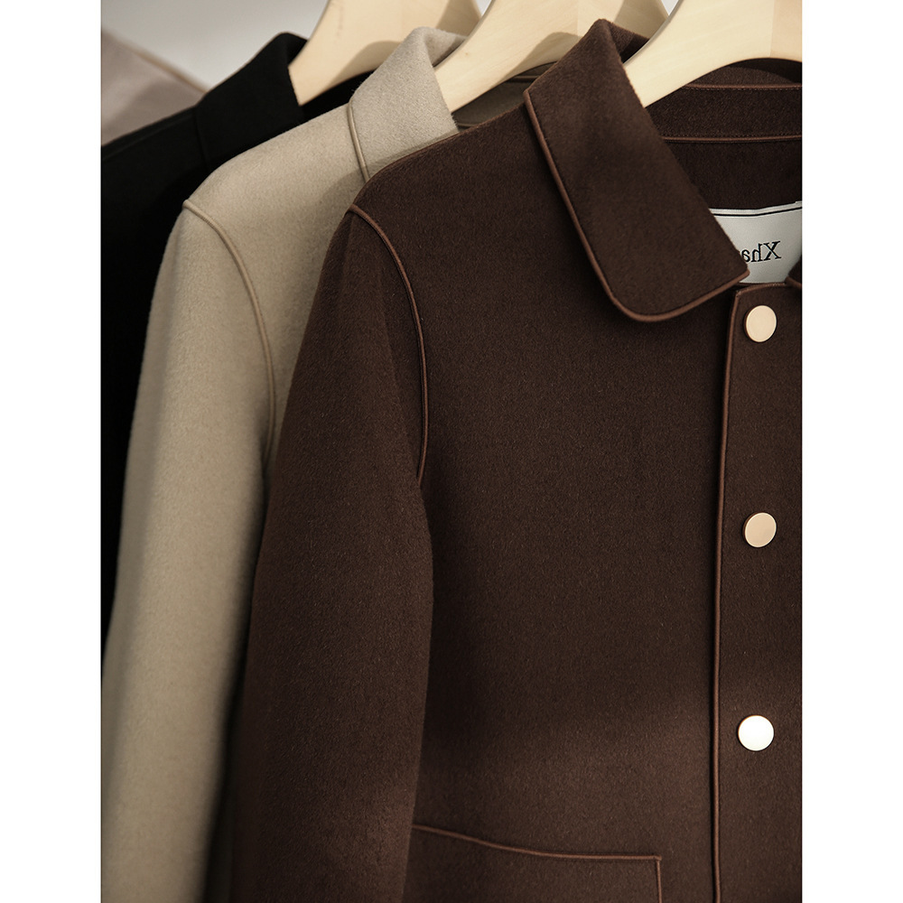 2022 Spring and Autumn new Collection: Single-breasted, slim, high-quality, height-friendly, elegant and fashionable women's double-sided woolen short coat Application Scenario