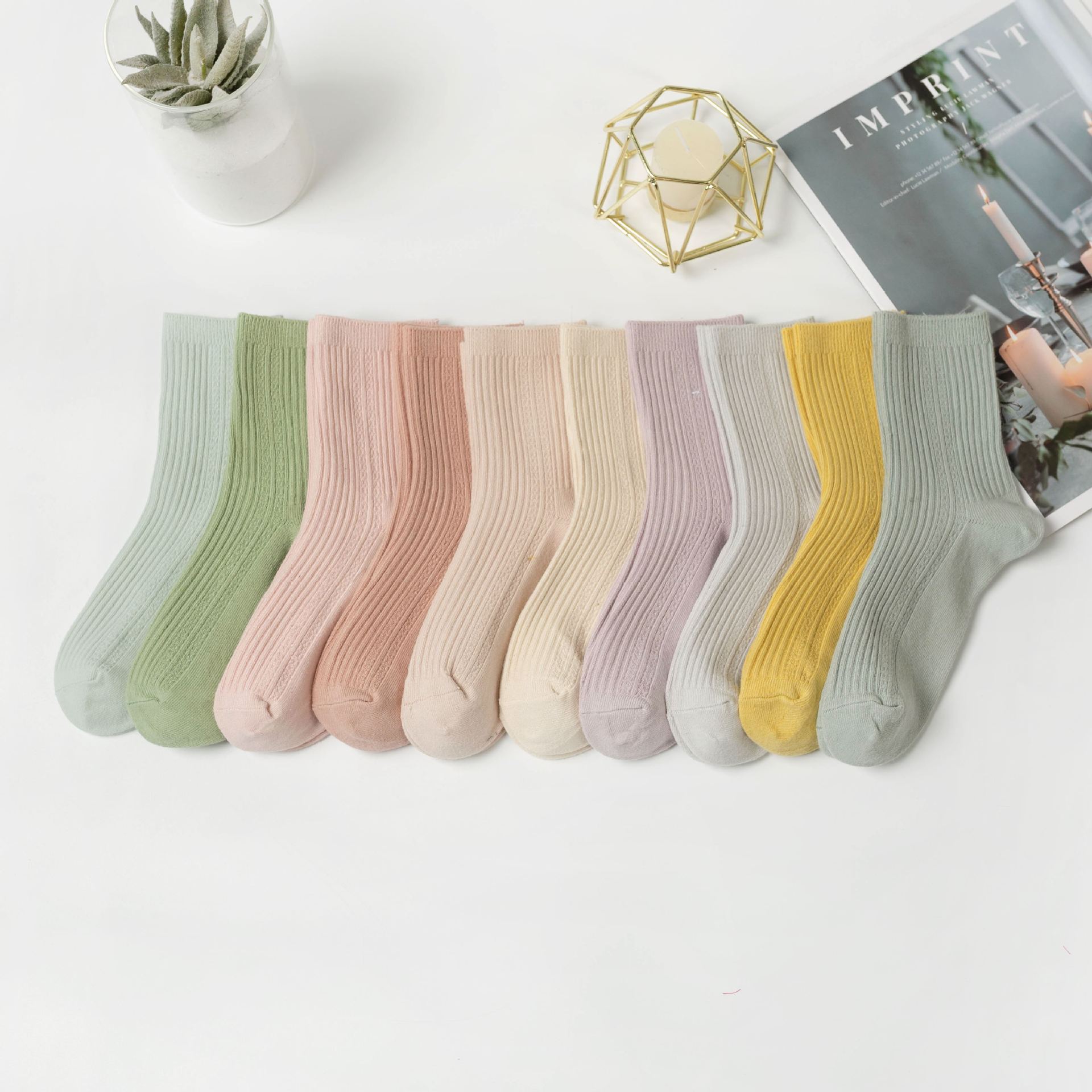Double Needle Business Socks In Long Socks 200 Needle Men's And Women's Double Needle Socks In High-End Socks Wholesale Application Scenario