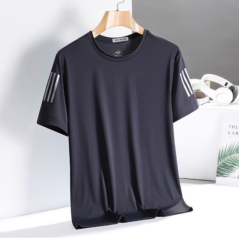Summer ice silk T-shirt, men's round-neck quick-drying garment, short-sleeved, thin and breathable half-sleeved top, men's sporty trend Specification image