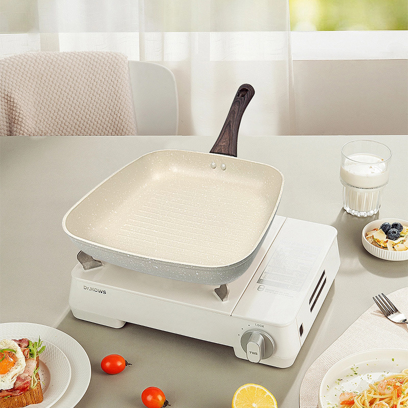 Konbach Medical Stone Frying Pan Striped Pan Non-Stick Gas Induction Cooker Universal Breakfast Fried Egg Steak Good Helper Application Scenario