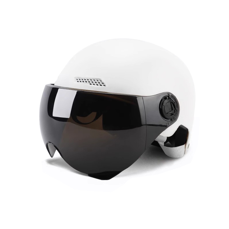 New national standard 3C certification electric vehicle helmet for women summer sun protection battery motorcycle helmet for men four seasons helmet Item Picture