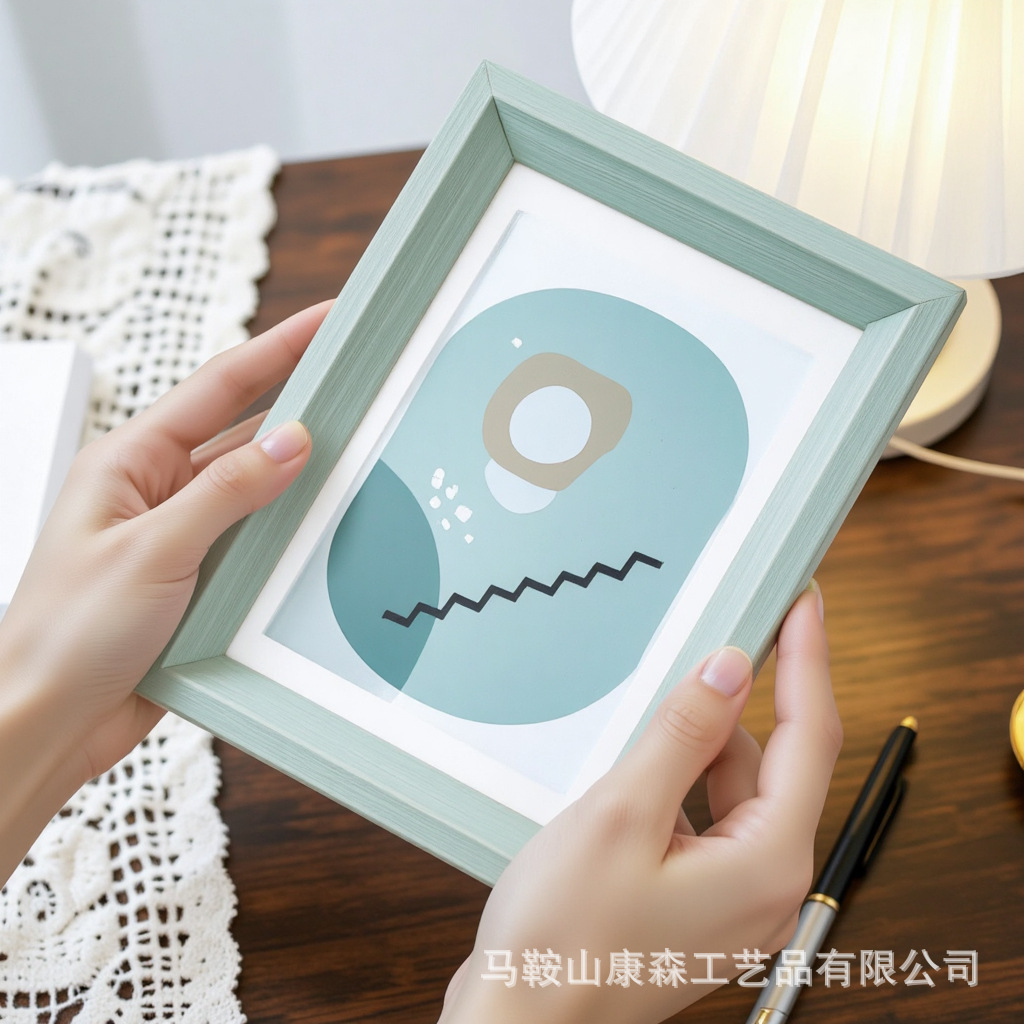 Solid wood texture photo frame, 6-inch, 7-inch, 8-inch, 10-inch, 12-inch wedding certificate wall hanging and table display, PS photo frame, high-end customization Application Scenario