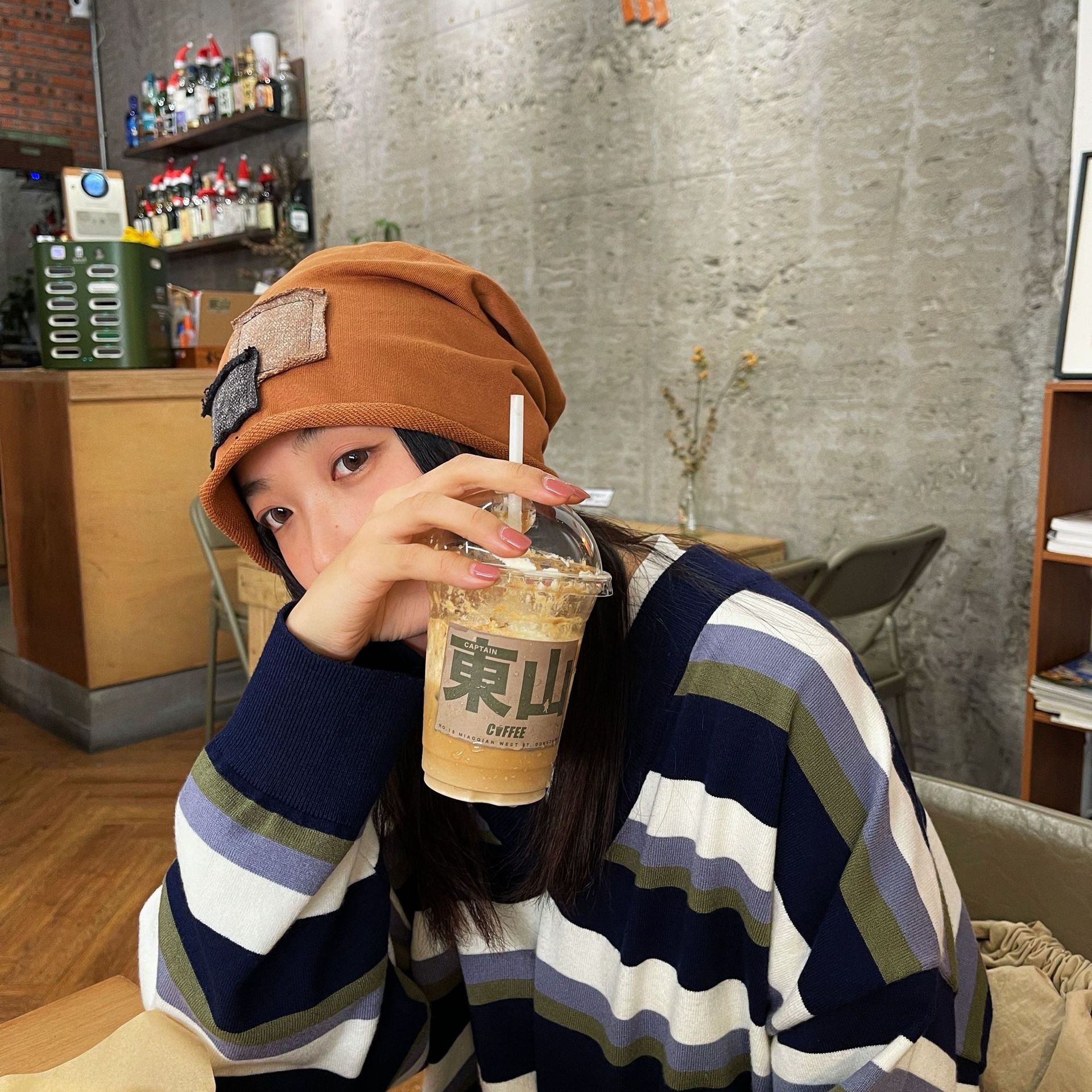 Go to Dongshankou for coffee ~ A casual and laid-back Japanese-style retro patchwork lazy person's pile hat, a thin spring and autumn postpartum hat