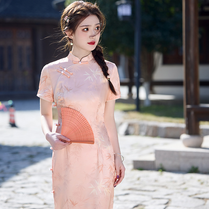 Qianjin Gongzhu Pink Bamboo Leaf Lady Cheongsam Spring 2025 New Style Double-layer improved jacquard Daily Youthful Item Picture