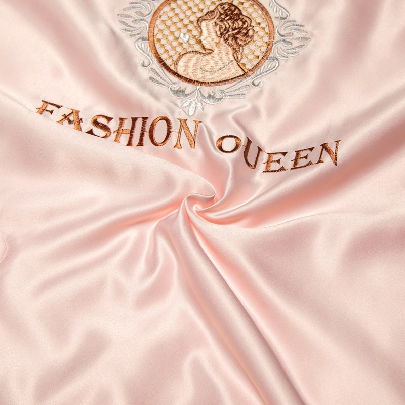 Knitted Summer Cool By Ins Light Luxury Skin Dormitory Single And Double Summer Thin Quilt Summer Soft Summer Air Conditioning Core Application Scenario