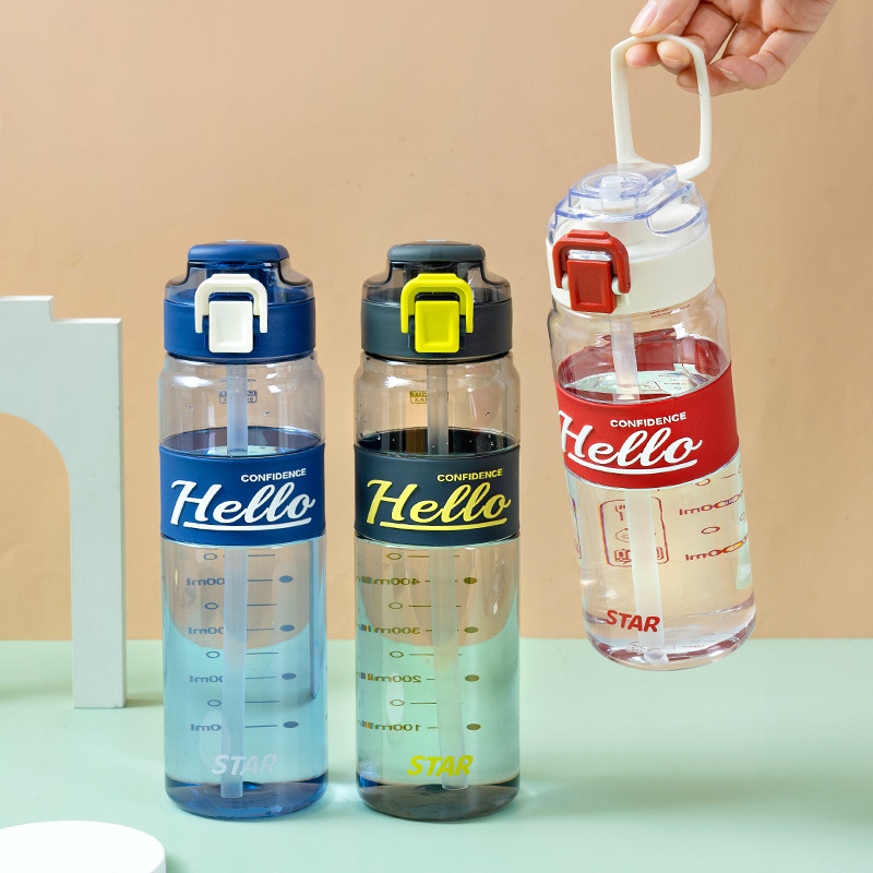 Summer popular plastic cups, straw cups, large-capacity outdoor fitness water bottles for wholesale trade, high appearance level and portability Application Scenario
