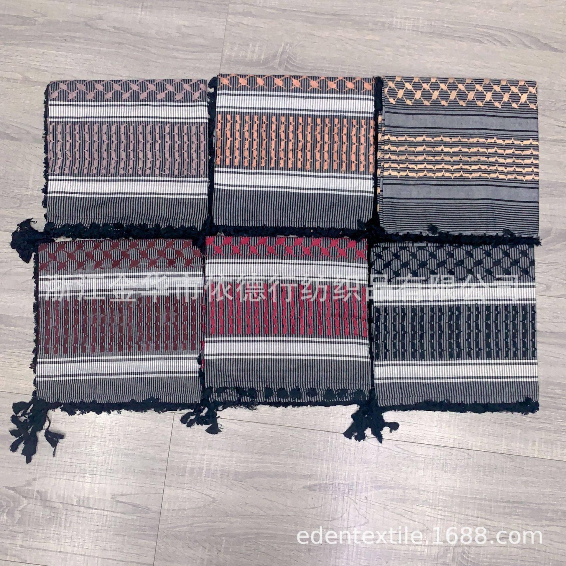 وشاح وشاح فلسطيني معروف باسم وشاح الرأس عبر الحدود Item Picture