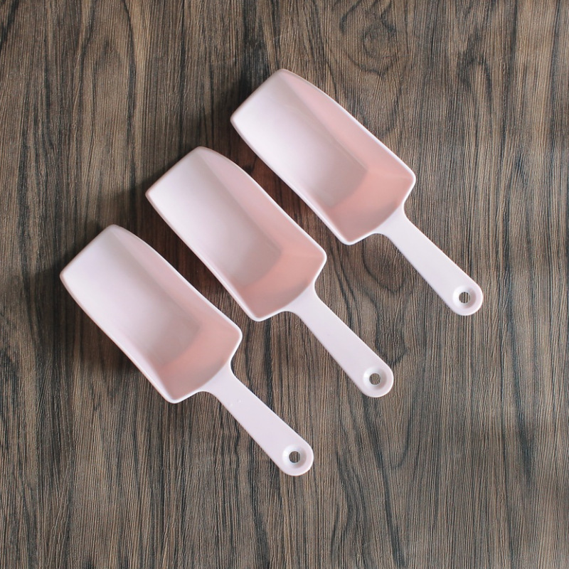 Factory direct sales plastic ice spatula, household multi-functional food plastic ice spatula, creative rice, tea and flour spatula and spoons Specification image