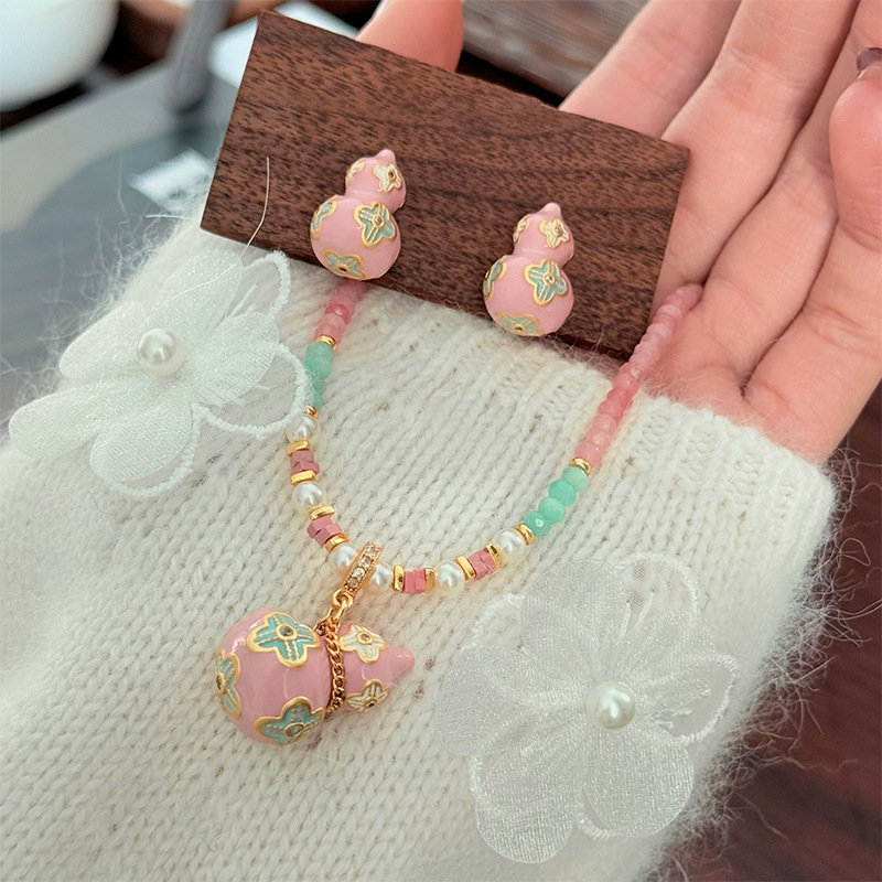 Original colorful oil drop gourd beaded necklace, simple and elegant, niche and fashionable, exquisite and retro pearl sweater chain