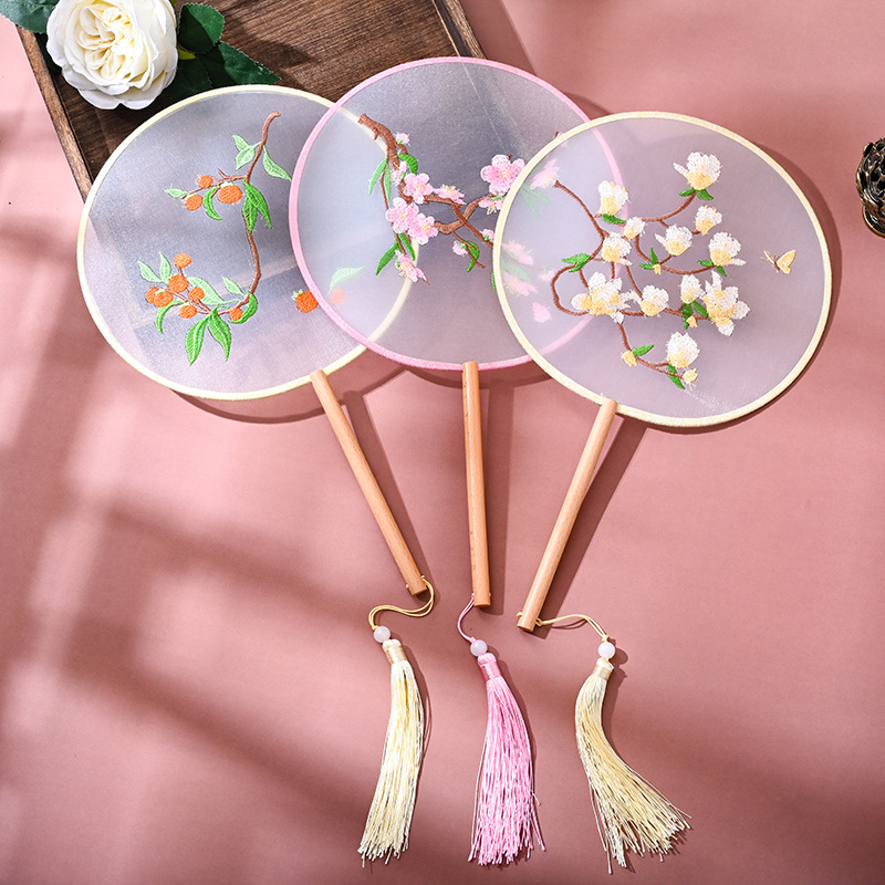 扇子/折扇/蒲扇/香木扇/扇子男女中国风产品图