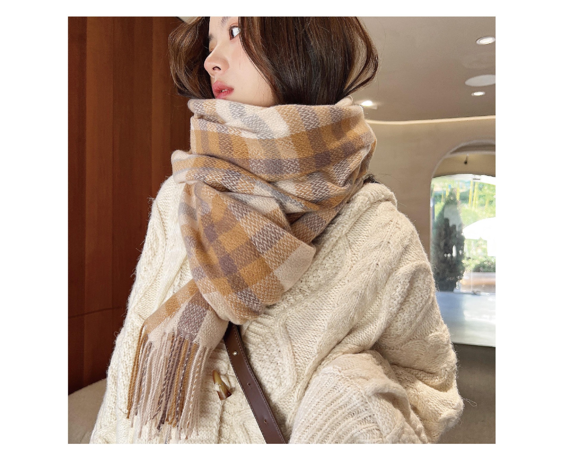 2025中长款加厚围巾韩国甜美保暖仿羊绒围巾格子披肩围脖女高级感详情15