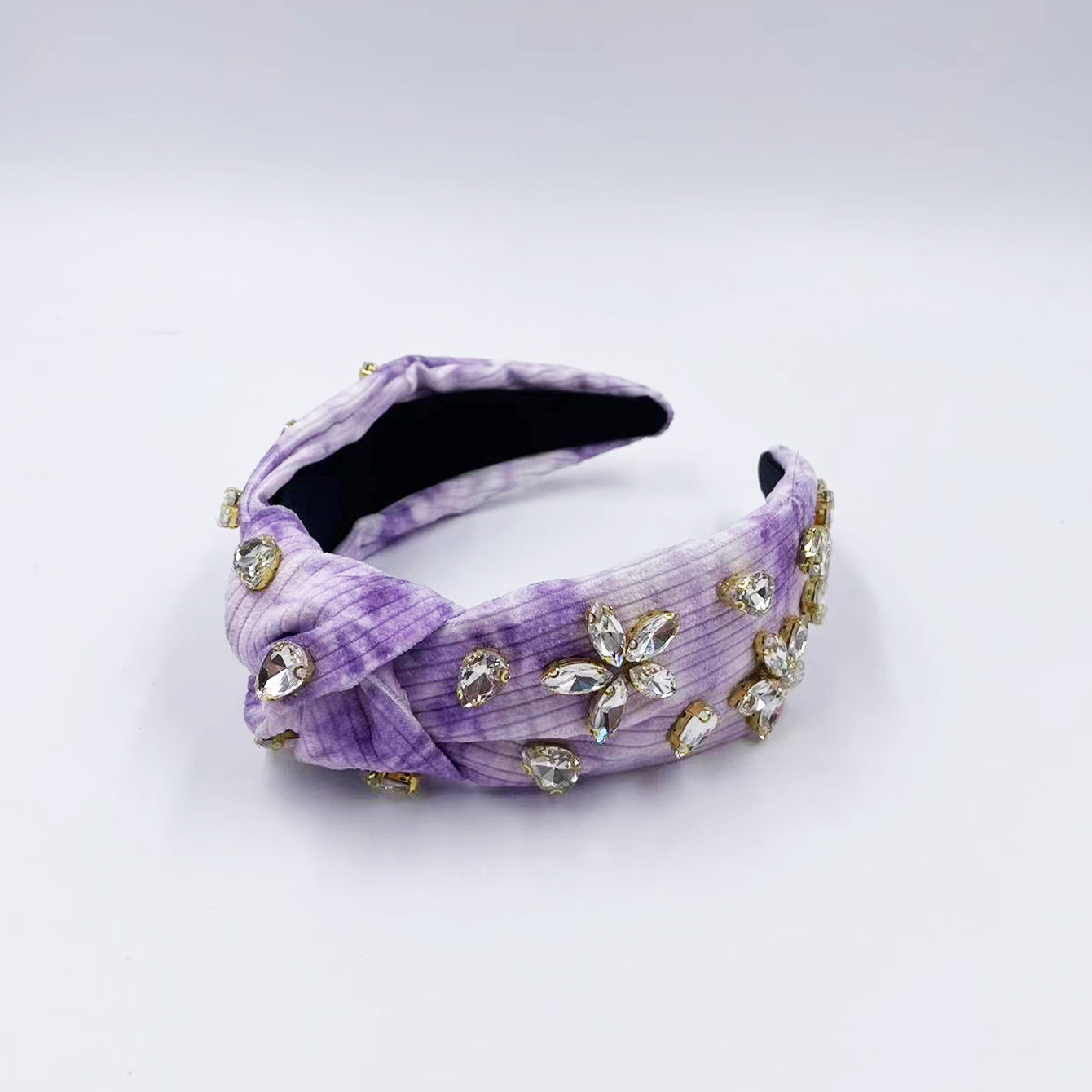 Exclusive Qiwei Accessories, Exclusive Qiwei Accessories, Exclusive cross-border new Valentine's Day multi-color tie-dyed striped fabric with radiating diamonds, knotted wide edge headband, hair band, hair accessory for women Application Scenario