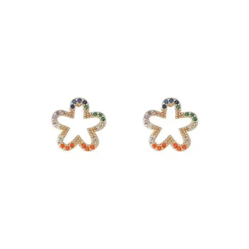 Sweet dopamine-colored micro-inlaid zircon hollowed-out flower stud earrings for spring and summer, a niche design for women, plated with 14K Item Picture