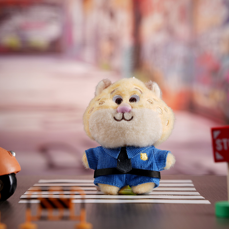 Official Disney Zootopia Jodie Nick cute candy keychain figurine for girls' schoolbag pendant Application Scenario