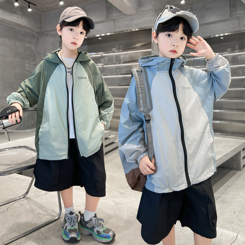 Boys' sun protection clothing 2025 New summer collection, light and thin sun protection clothing for children, breathable shirt, hooded top, summer sun protection