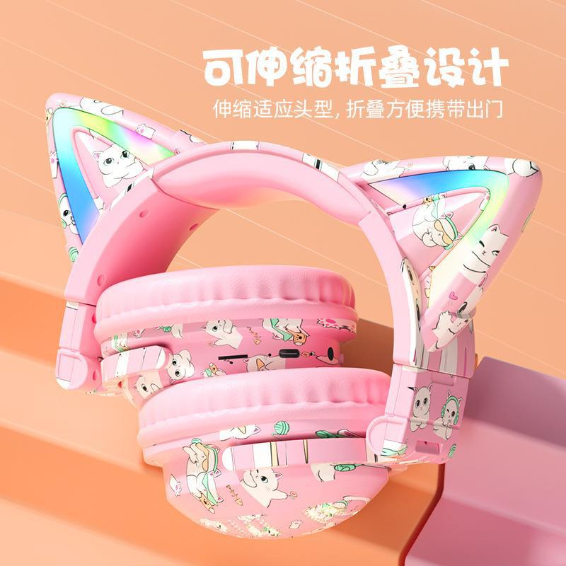 The new cross-border private model VJ371 wireless over-ear Bluetooth headphones, cat-ear luminous e-sports student internet-famous headphones Application Scenario