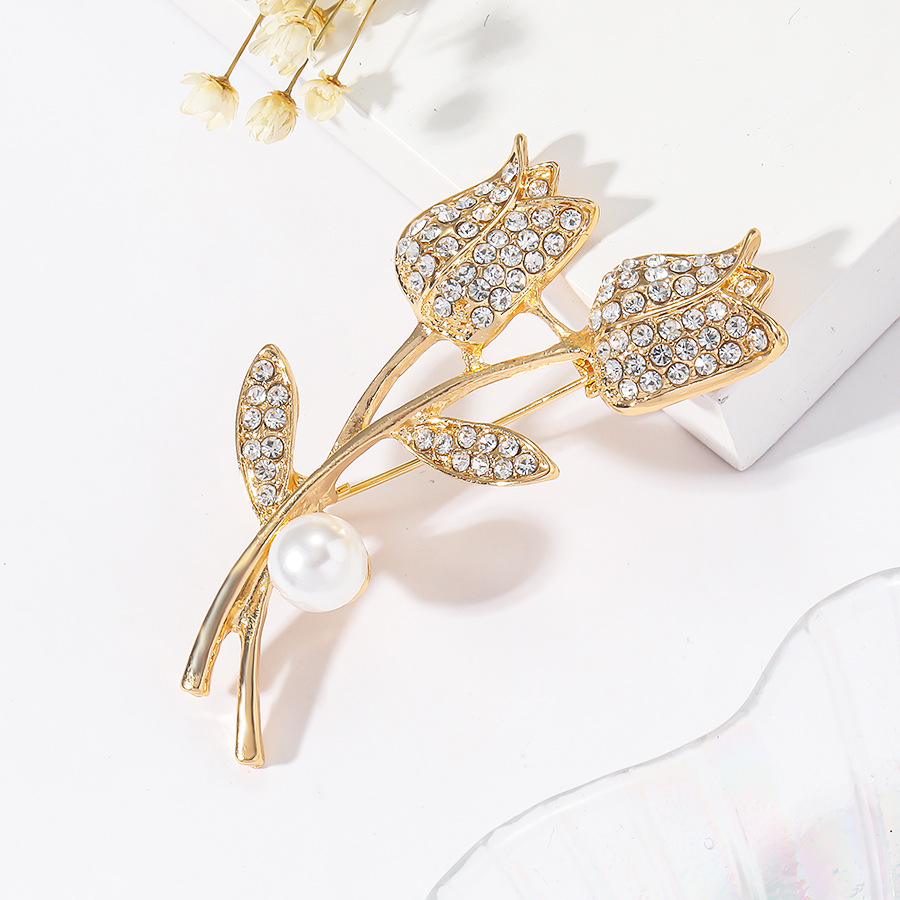 New Small Fresh Tulip Brooch Pearl Diamond Corsage Suit Neckline Pin Pearl Anti-Slip Pin Woman Specification drawing