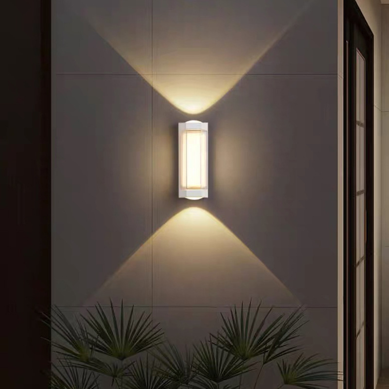 Outdoor wall lamp, waterproof double-layer PC double-head spotlight, modern and simple living room bedside outdoor upper and lower luminous wall lamp Specification drawing