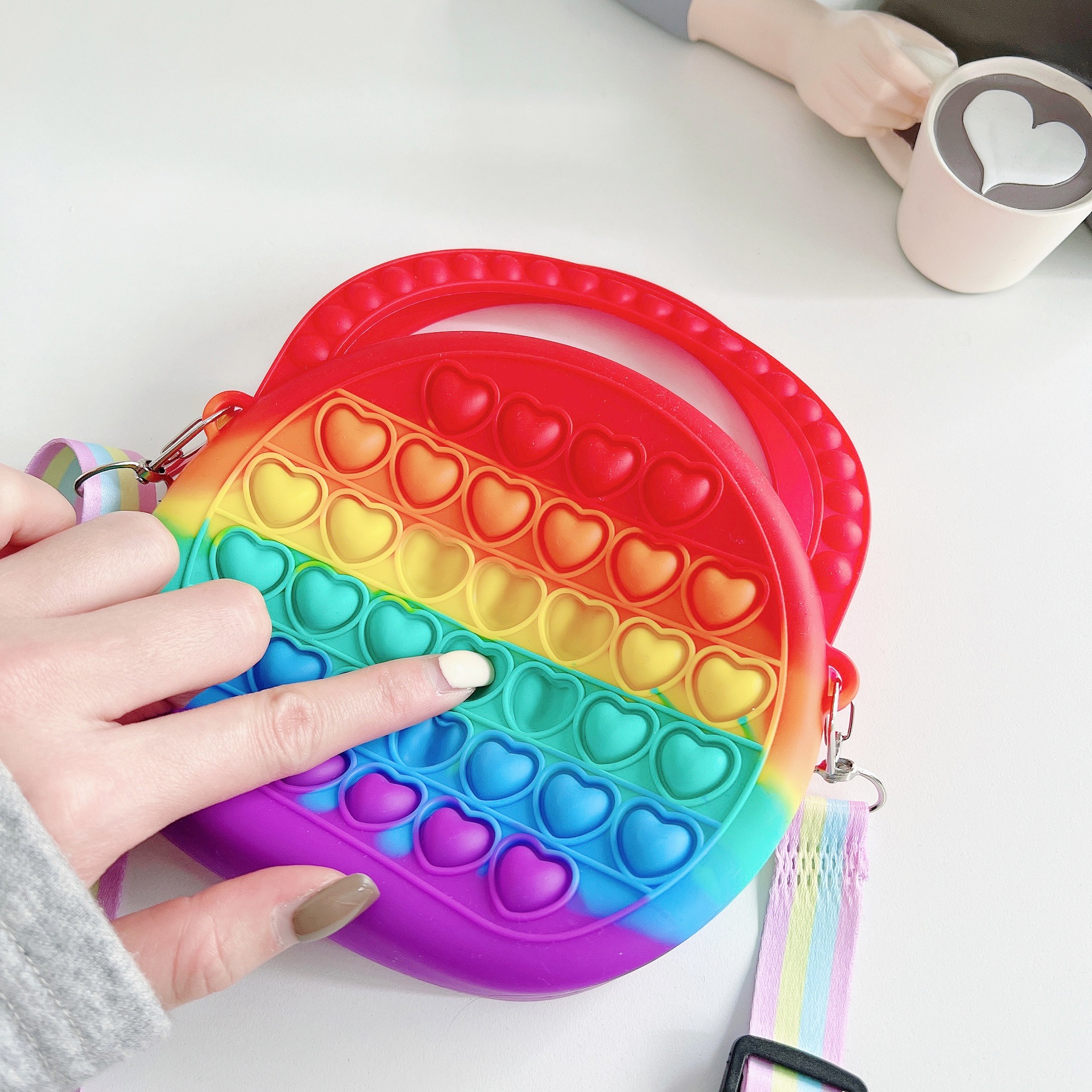 头层牛皮零钱包/真皮零钱包/泡泡乐/硅胶包/硅胶零钱包细节图