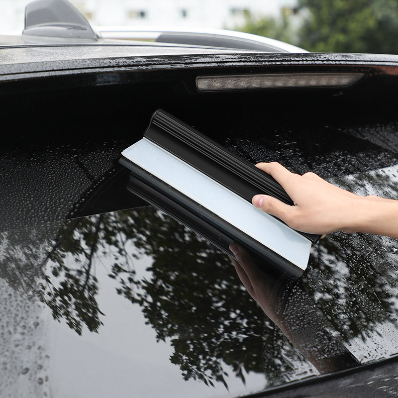 Car wash wiper, car soft glue, windshield wiper tool, silicone wiper, a car cleaning wonder Application Scenario