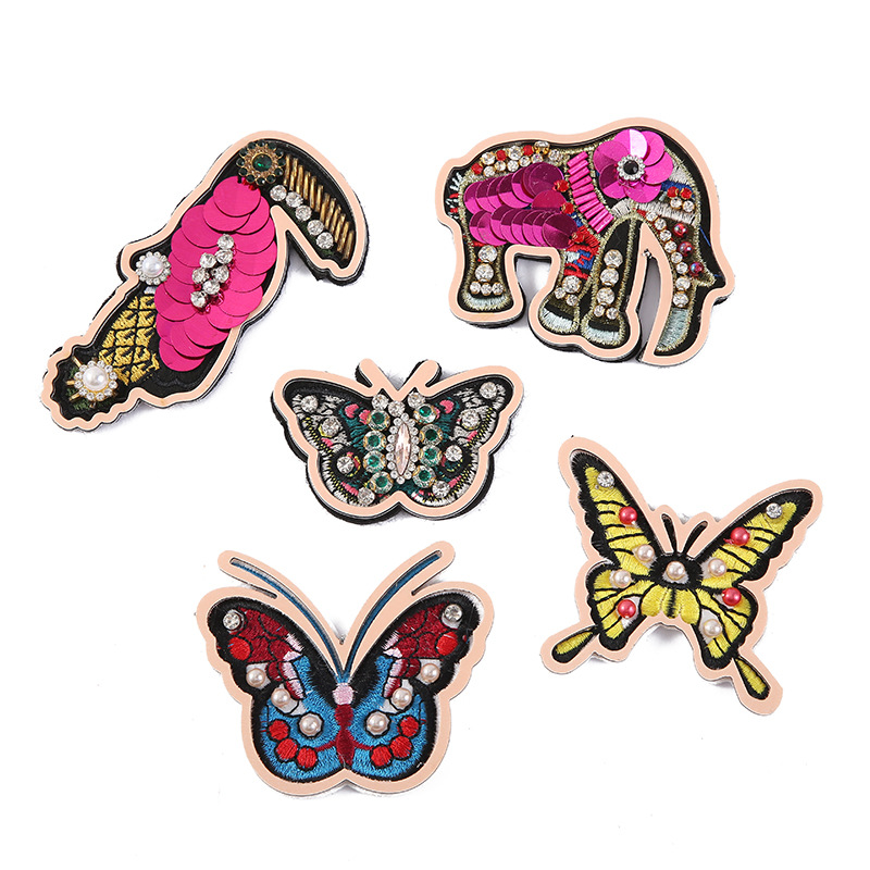 Handmade Beaded Cartoon Animal Diy Cloth Patch Brooch Plate Stage Performance Clothing Accessories Wholesale Item Picture