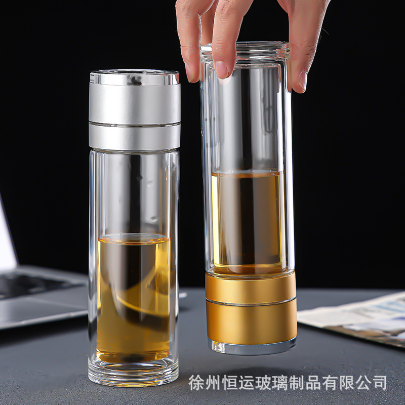 Wholesale glass quick-opening cups, business water cups, car cups, double-layer tea and water separation glass cups, portable men's tea brewing cups Application Scenario