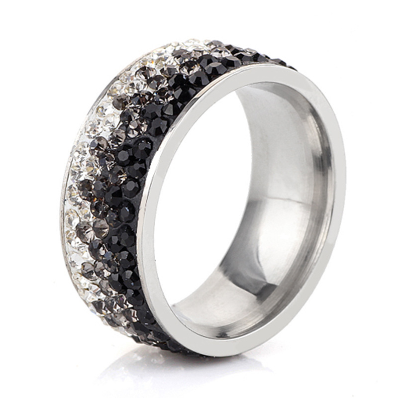 Wholesale of 8MM diamond-encrusted gradient color student fashionable and simple stainless steel titanium steel rings that are popular cross-border sales in Europe and America