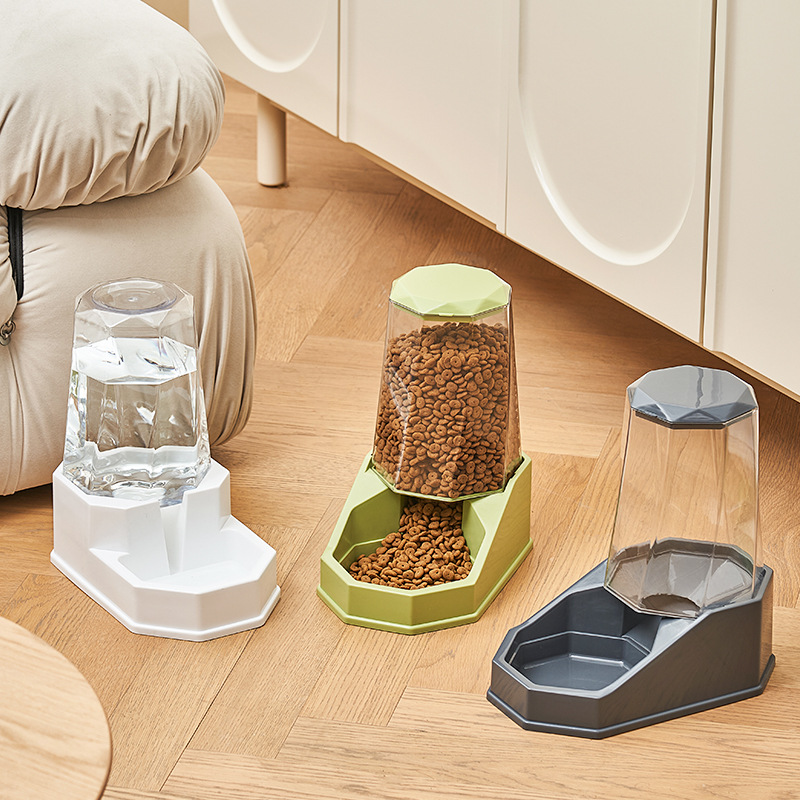 Cat automatic water dispenser, dog automatic feeder, large capacity 3.6L pet food utensils, anti-knock pet bowl