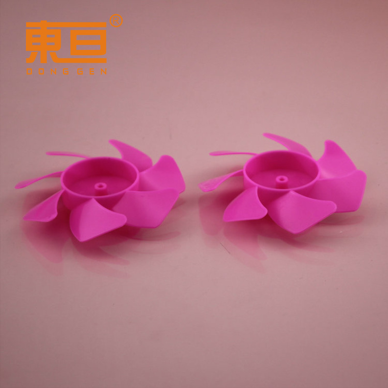 Φ677Y2A rose red 67 seven-blade fan blade propeller turbofan head paddle toy accessories Application Scenario
