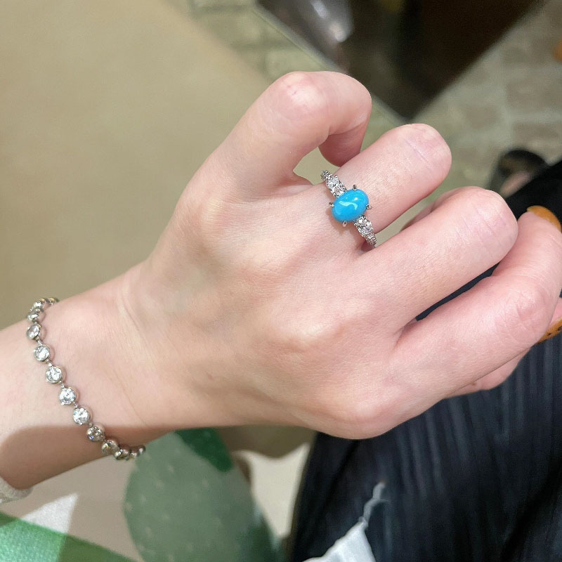 Retro de alta clase sentido de cuatro patas huevo turquesa anillo de lujo ligero diseño de nicho sentido de temperamento de la dama de la moda de Hong Kong anillo de dedo índice details Picture