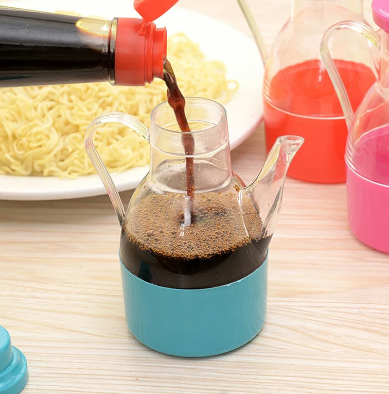 Plastic oil jugs, oil bottles, sauce and vinegar bottles Application Scenario