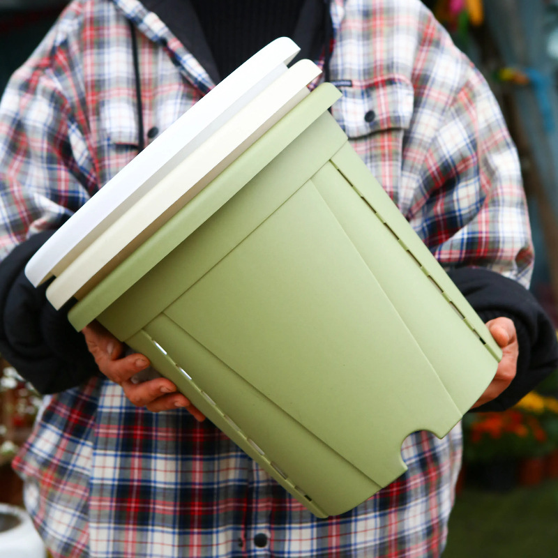 Balcony green mountain root control pot for horticultural flower cultivation and seedling raising, thickened breathable and water-permeable plastic flowerpot for rose and clematis cuttings Application Scenario