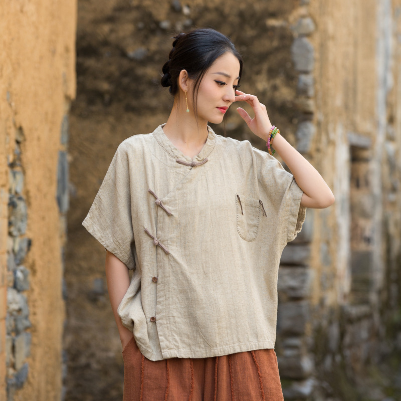 国潮2025夏棉麻女装亚麻扎染手缝线设计师款上衣斜襟盘扣新中式女开衫产品图