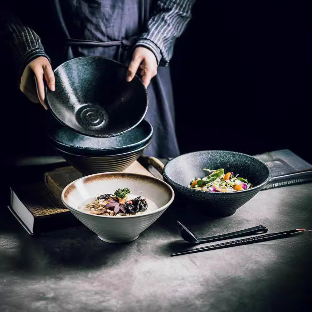 Japanese Ceramic Bowl Household Large Ramen Bowl Rice Bowl Noodle Soup Bowl Creative Tableware Set Commercial Bamboo Hat Bowl Application Scenario