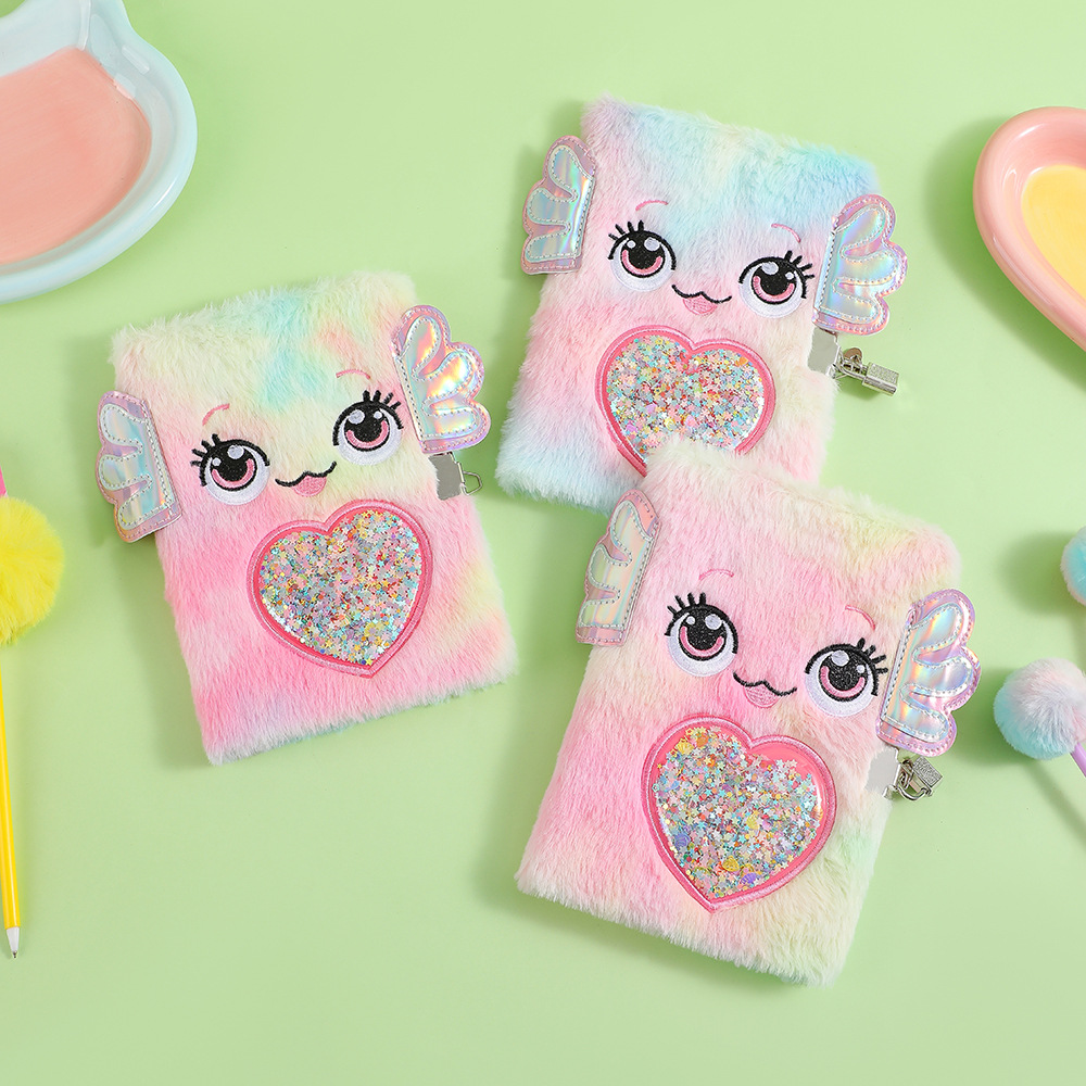 A5卡通毛绒笑脸笔记本少女大眼睛可爱日本学生带锁本子节日礼物本