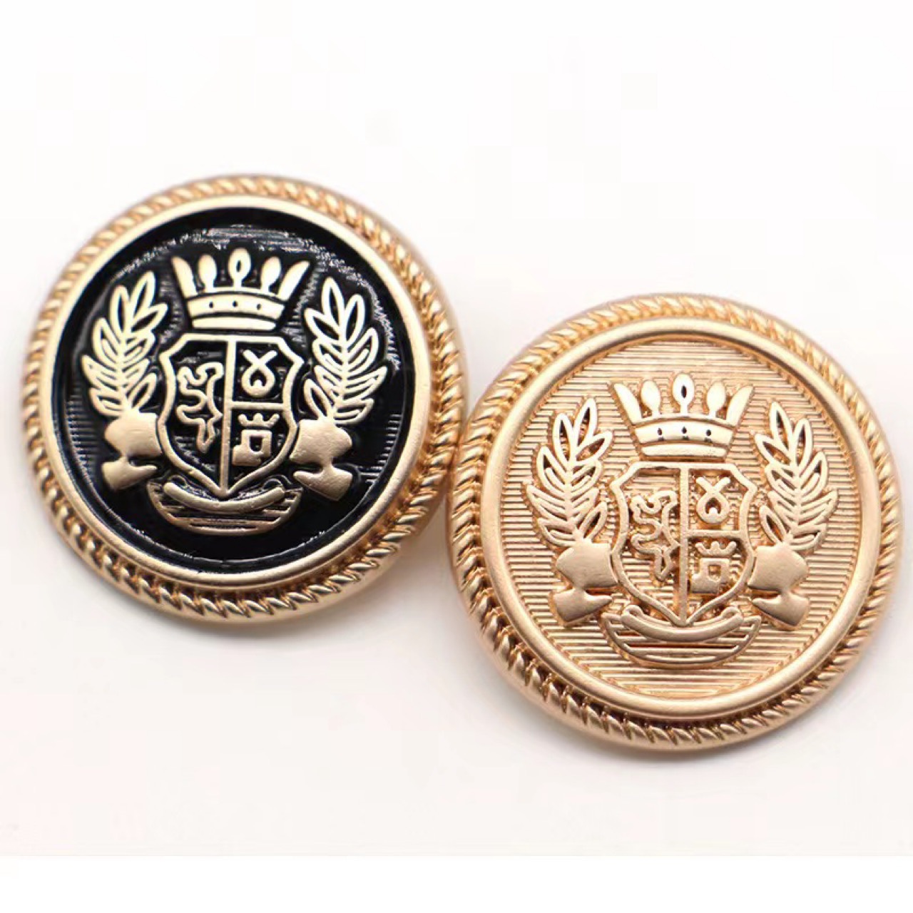 Wholesale of new British-style alloy hand-sewn buttons with metal crown buttons for suits and woolen clothes Specification image
