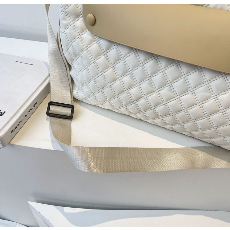 新款旅行包短途出差行李包女大容量运动健身包女士单肩斜挎手提包详情18