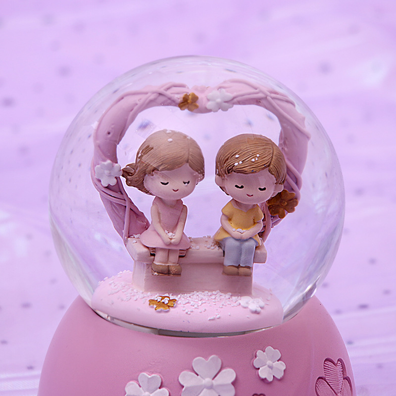 Glowing Snow Swirling Crystal Ball Romantic Couple Garland Music Box Birthday Gift Music Decoration Application Scenario