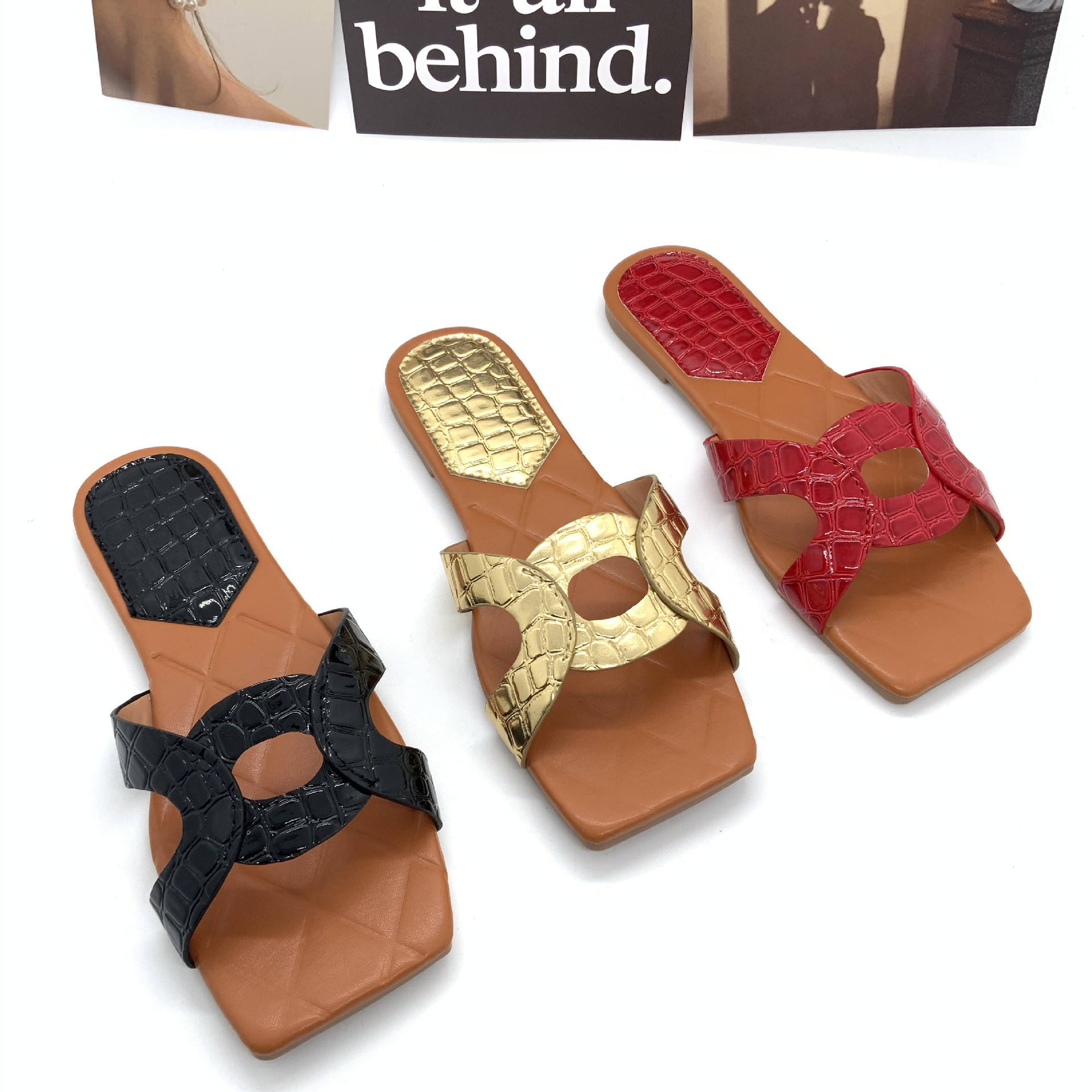 Summer New Women's Sandals Guangzhou Women's Shoes Craft Shoes Stone Pattern European And American Fashion Mature Flat Slippers Women