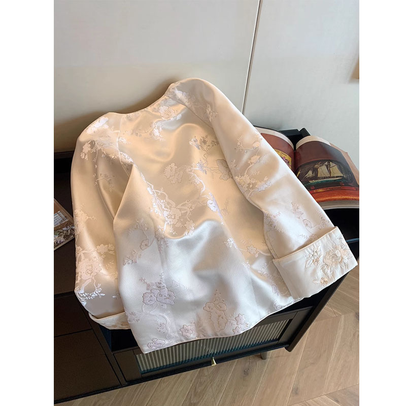 New Chinese-style jacquard acetate short jacket for women's Spring and Autumn 2024, a high-end, retro and slimming top Item Picture