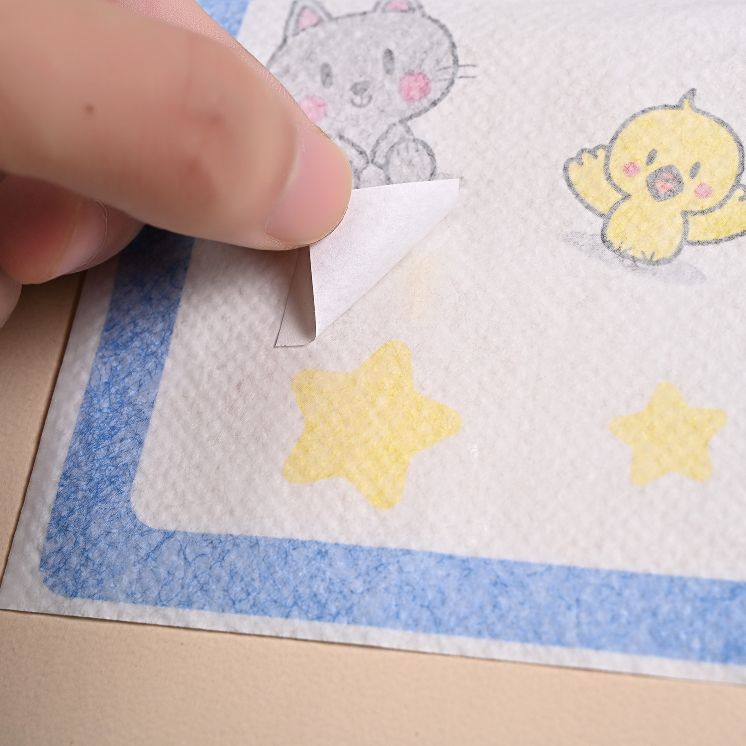 宝宝餐桌纸便携儿童一次性卡通餐垫免洗桌垫婴幼儿椅垫小学生桌布