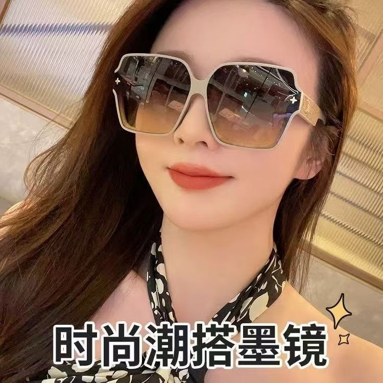 New fashionable square large-frame sunglasses, popular no-makeup, versatile street style sunglasses, women's UV protection and sunshade glasses details Picture